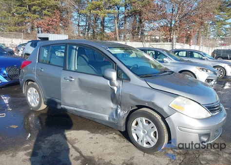 2012 Nissan Versa 1.8 S z USA, uszkodzony, nr VIN 3N1BC1CP2CK253920